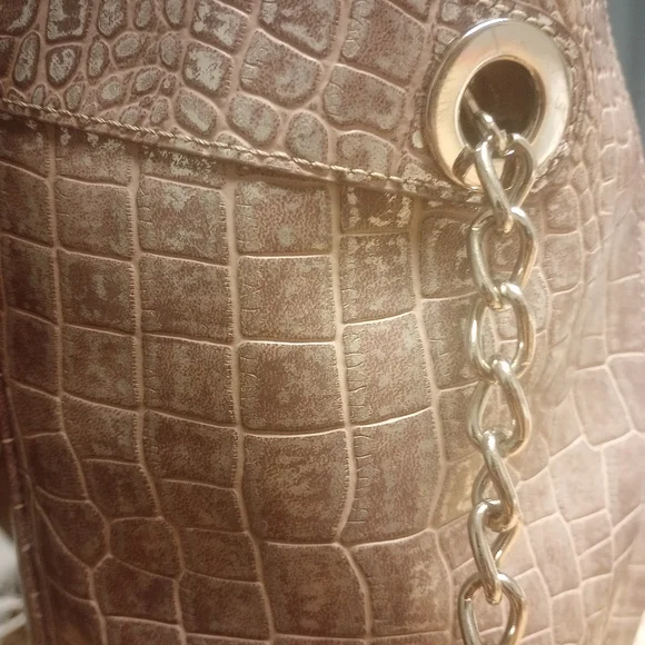 Nine West Dome Shoulder/ Tote Bag - Picture 4 of 12